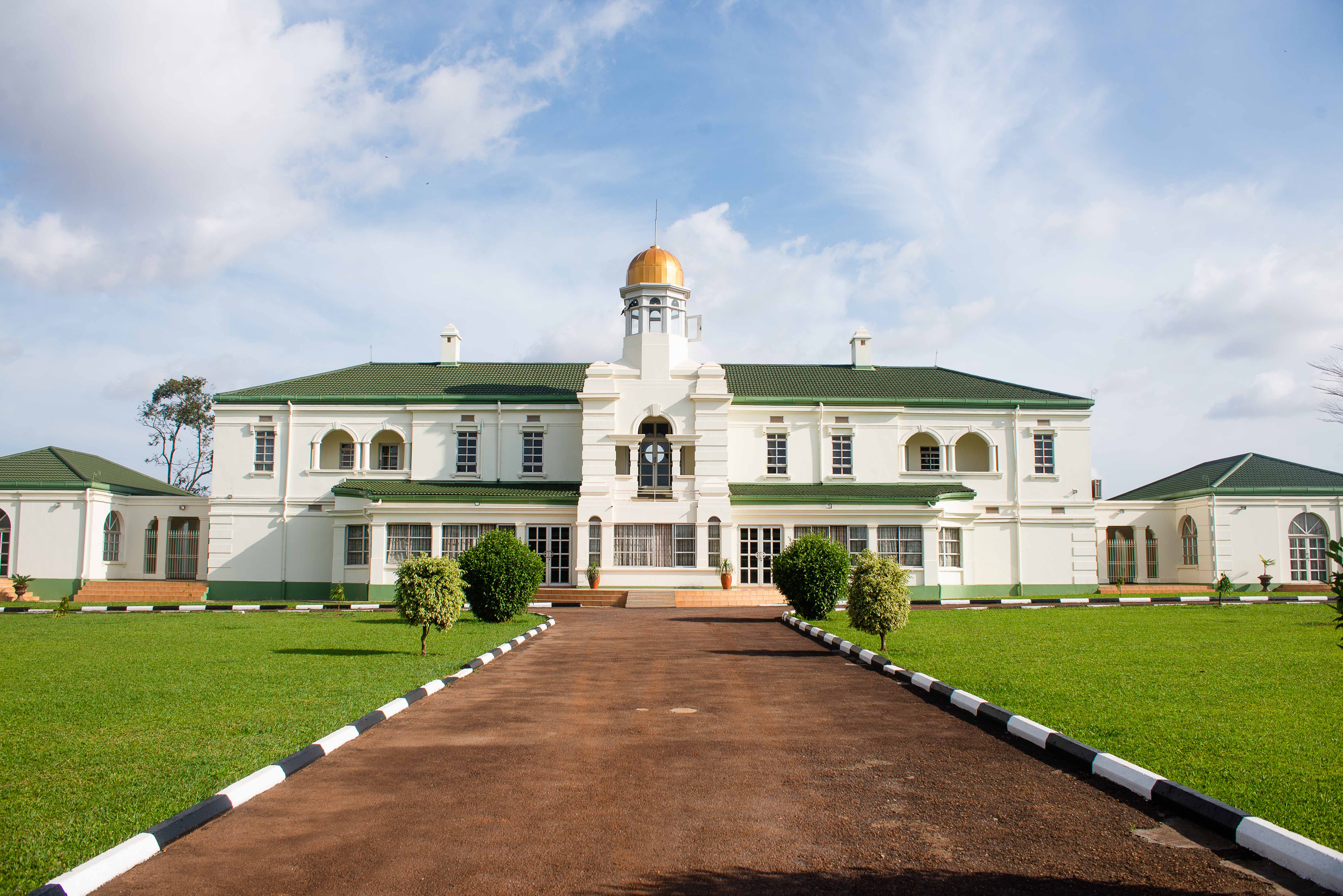 Uganda's historical and cultural attractions including Kasubi Tombs and traditional performances